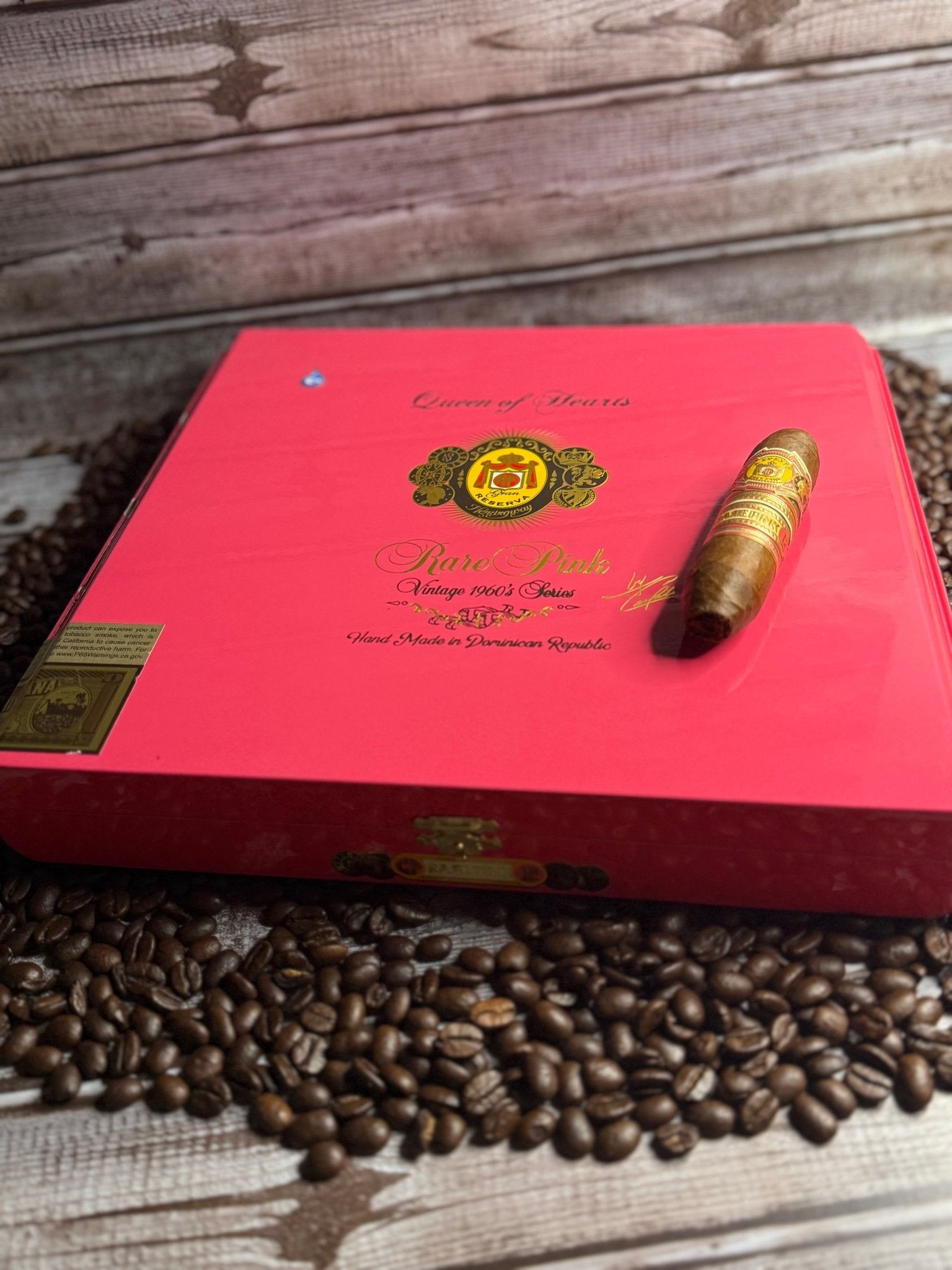 Arturo Fuente Rare Pinks Queen Of Hearts - Cigar 30