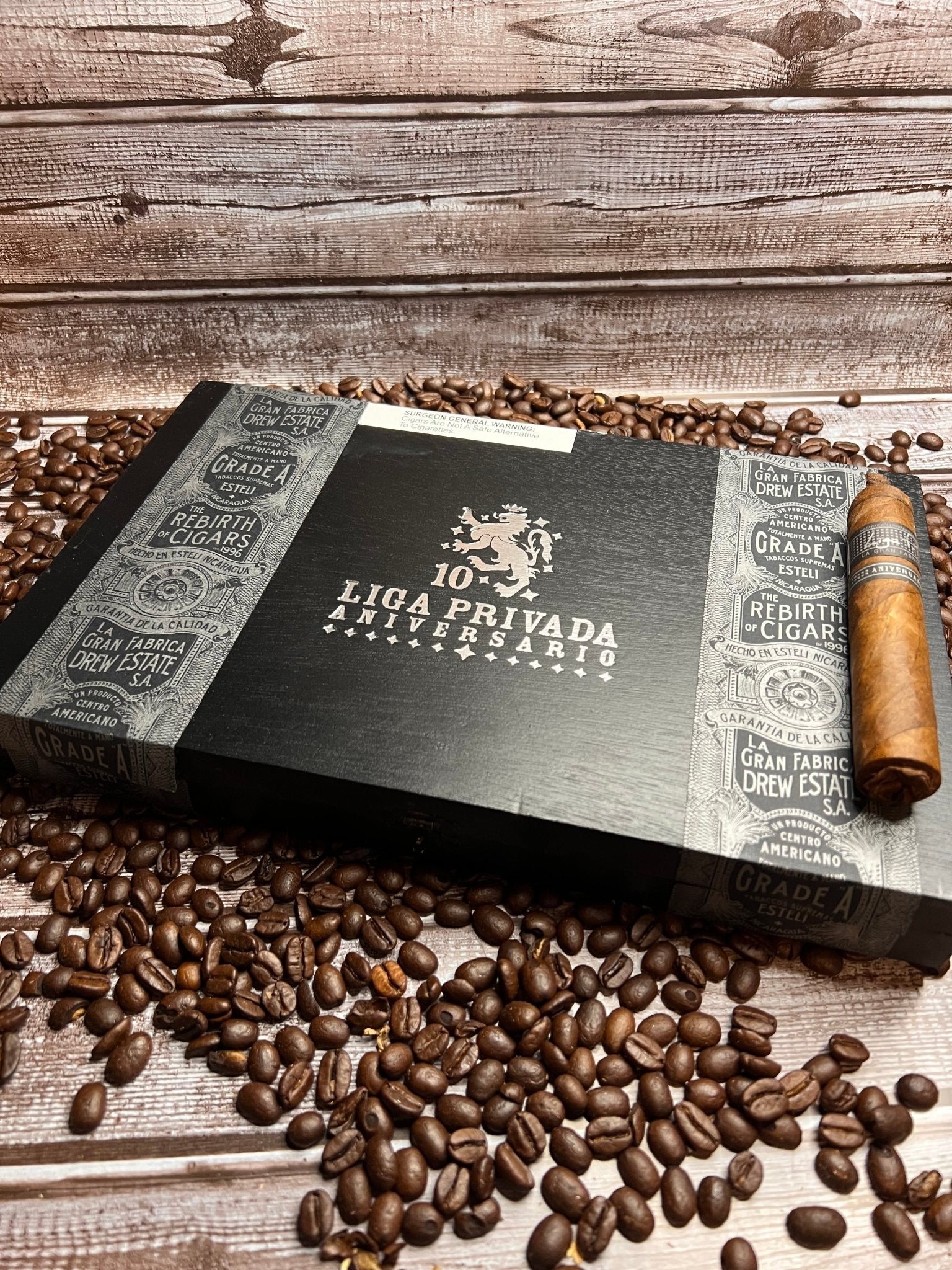 Drew Estate Liga Privada 10 Aniversario Robusto - Cigar 30