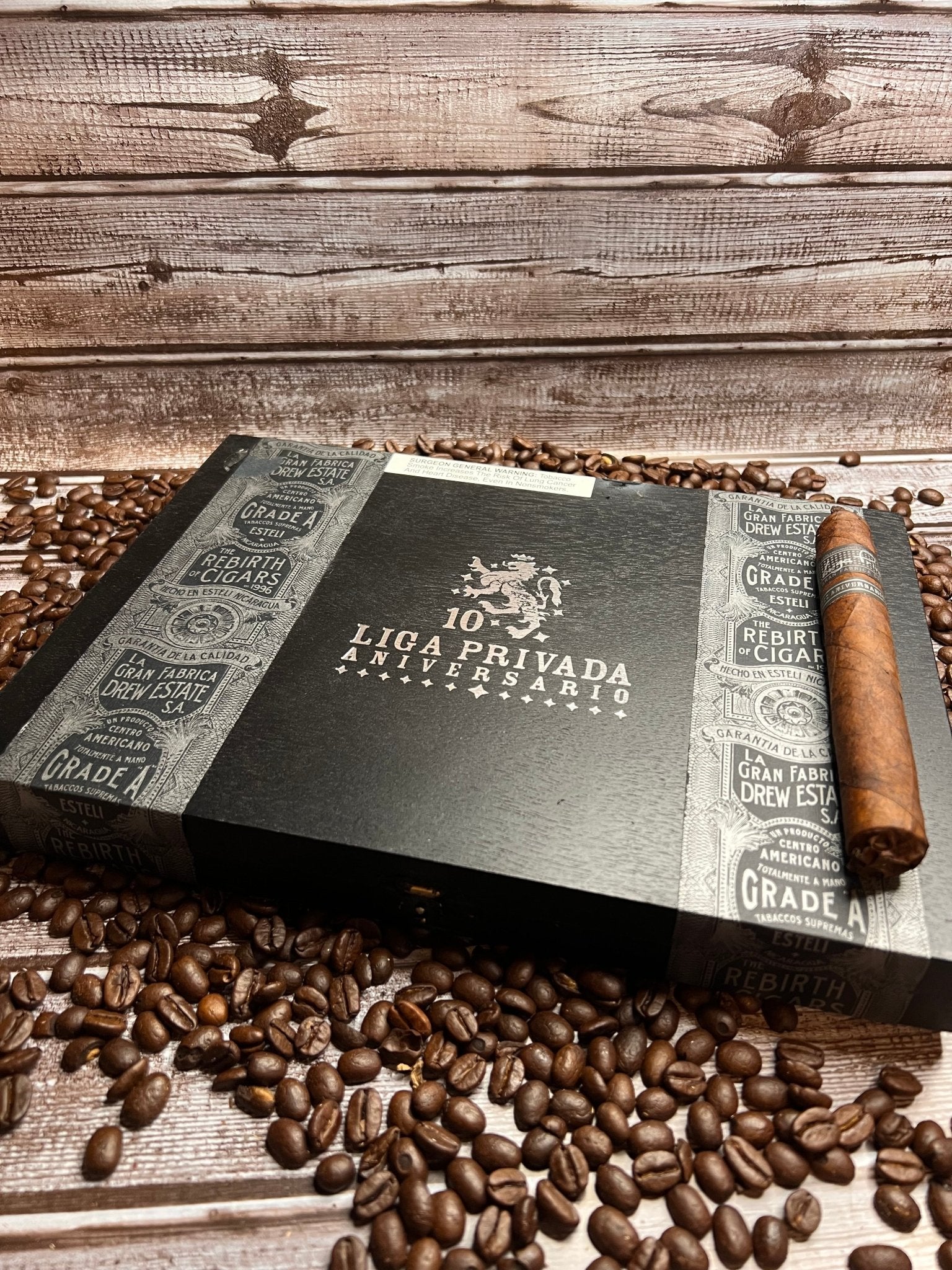 Drew Estate Liga Privada 10 Aniversario Toro - Cigar 30