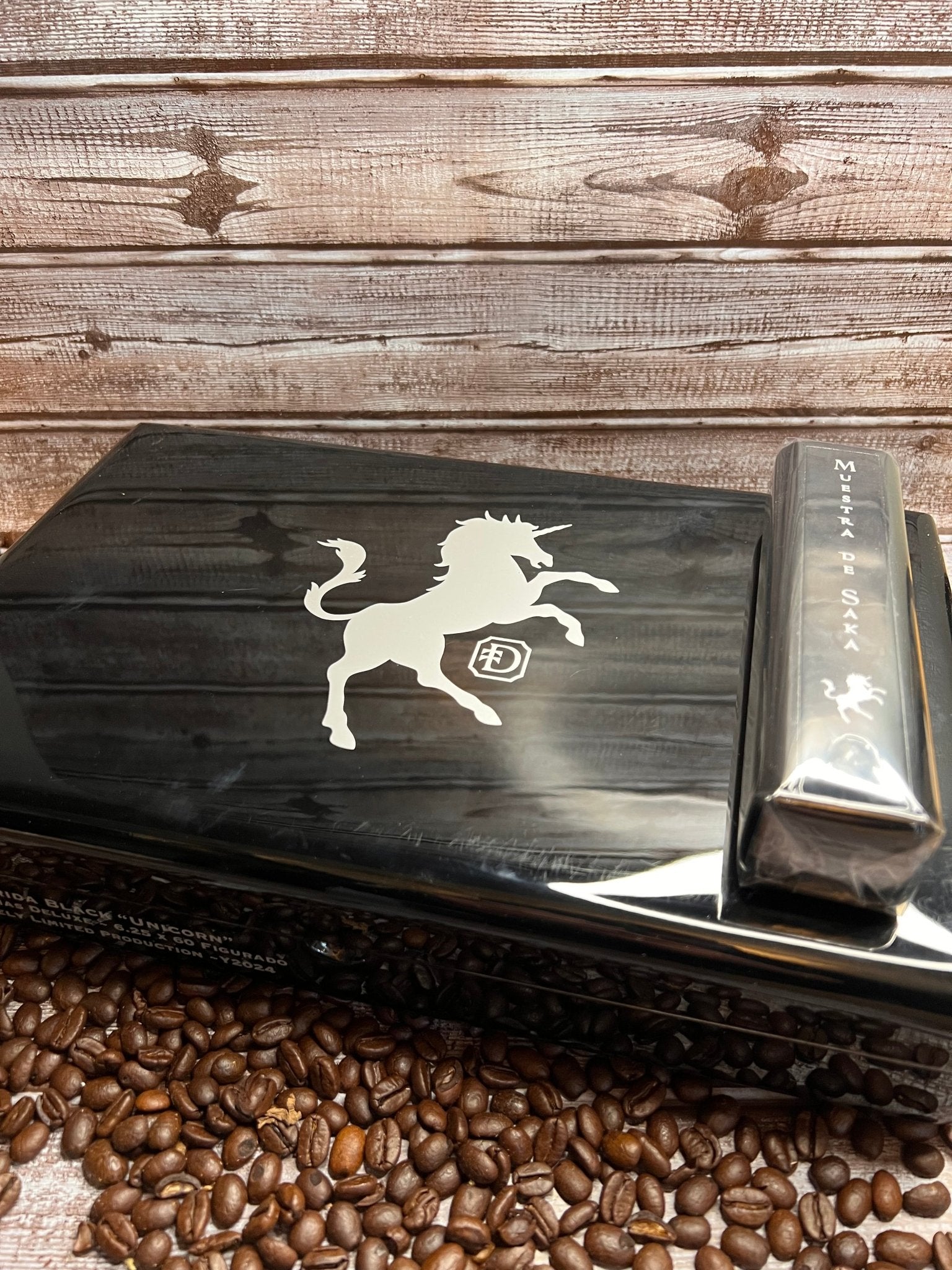 Dunbarton Mi Querida Black Unicorn Diadema LE - Cigar 30