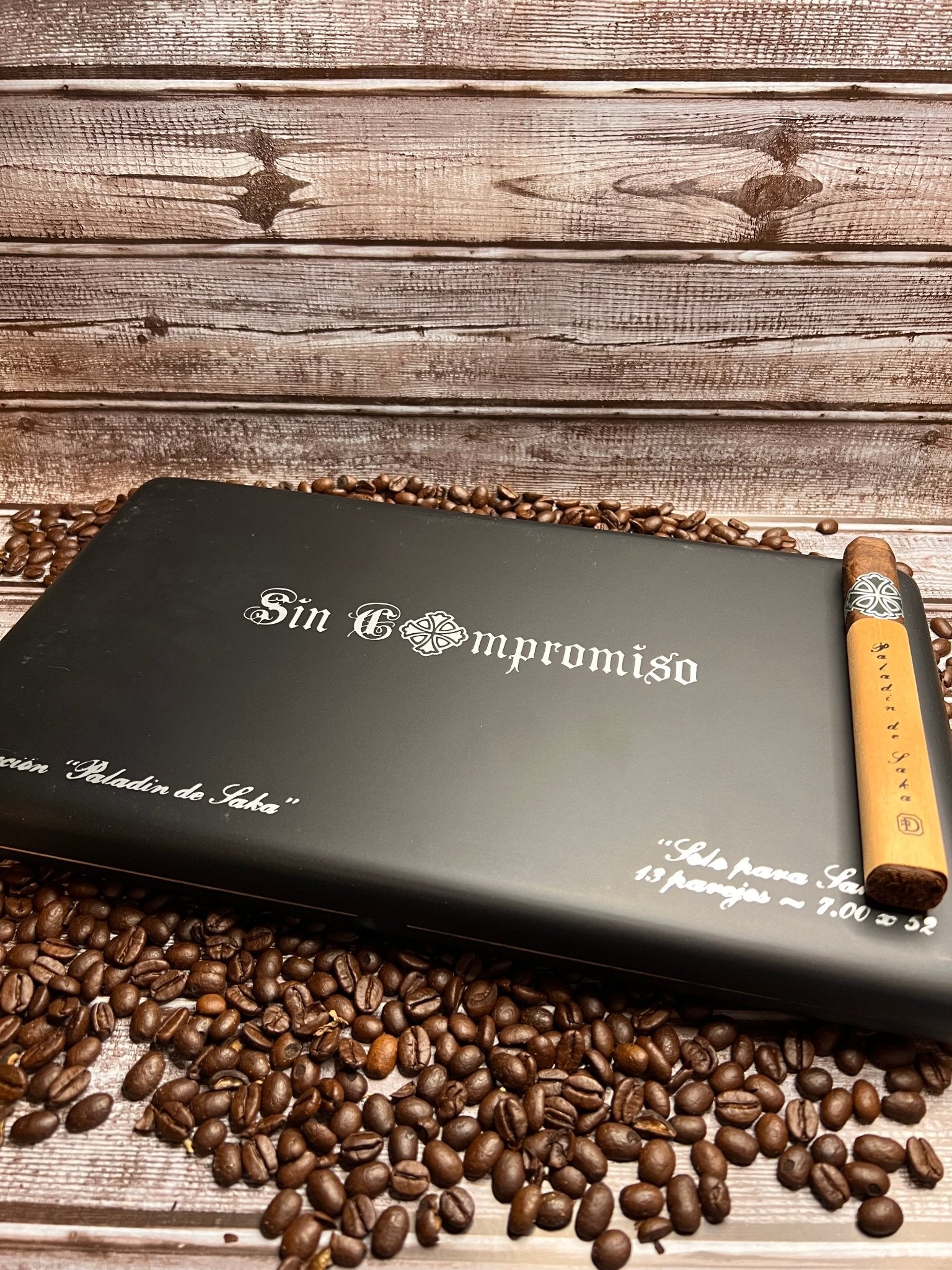 Dunbarton Sin Compromiso Seleccion Paladin de Saka - Cigar 30