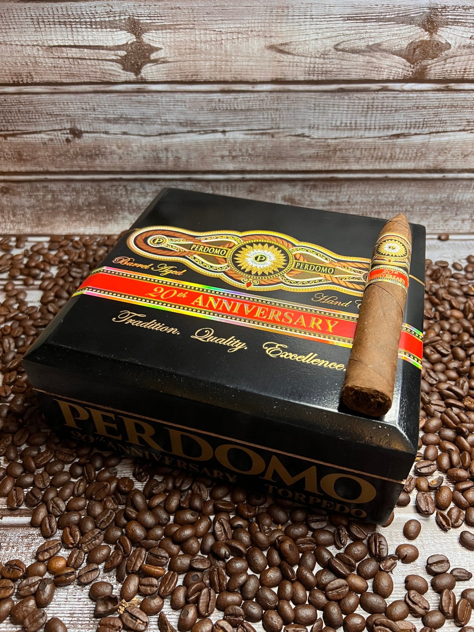 Perdomo 20th Anniversary Maduro Torpedo - Cigar 30
