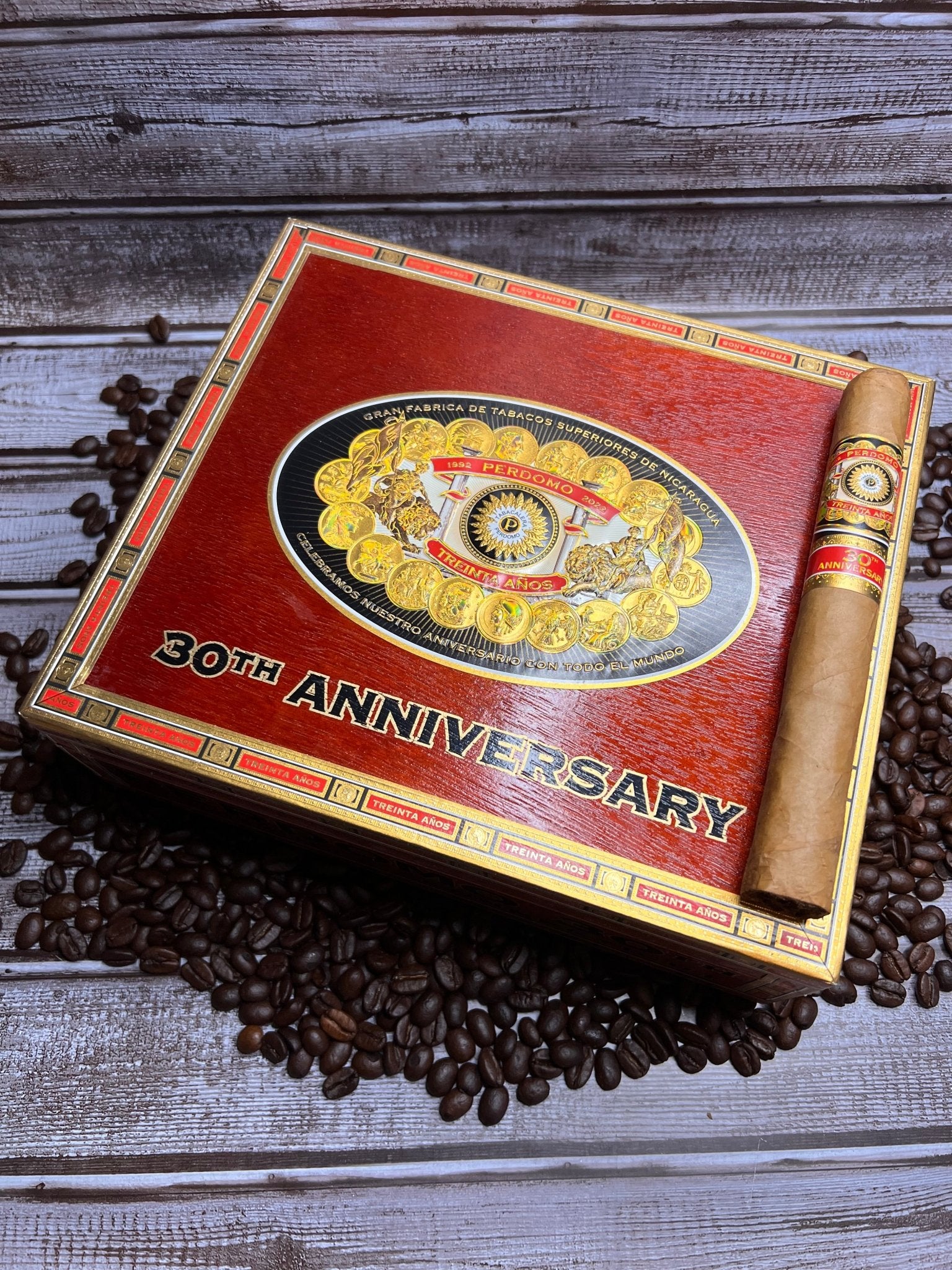 Perdomo 30th Anniversary Connecticut Churchill - Cigar 30