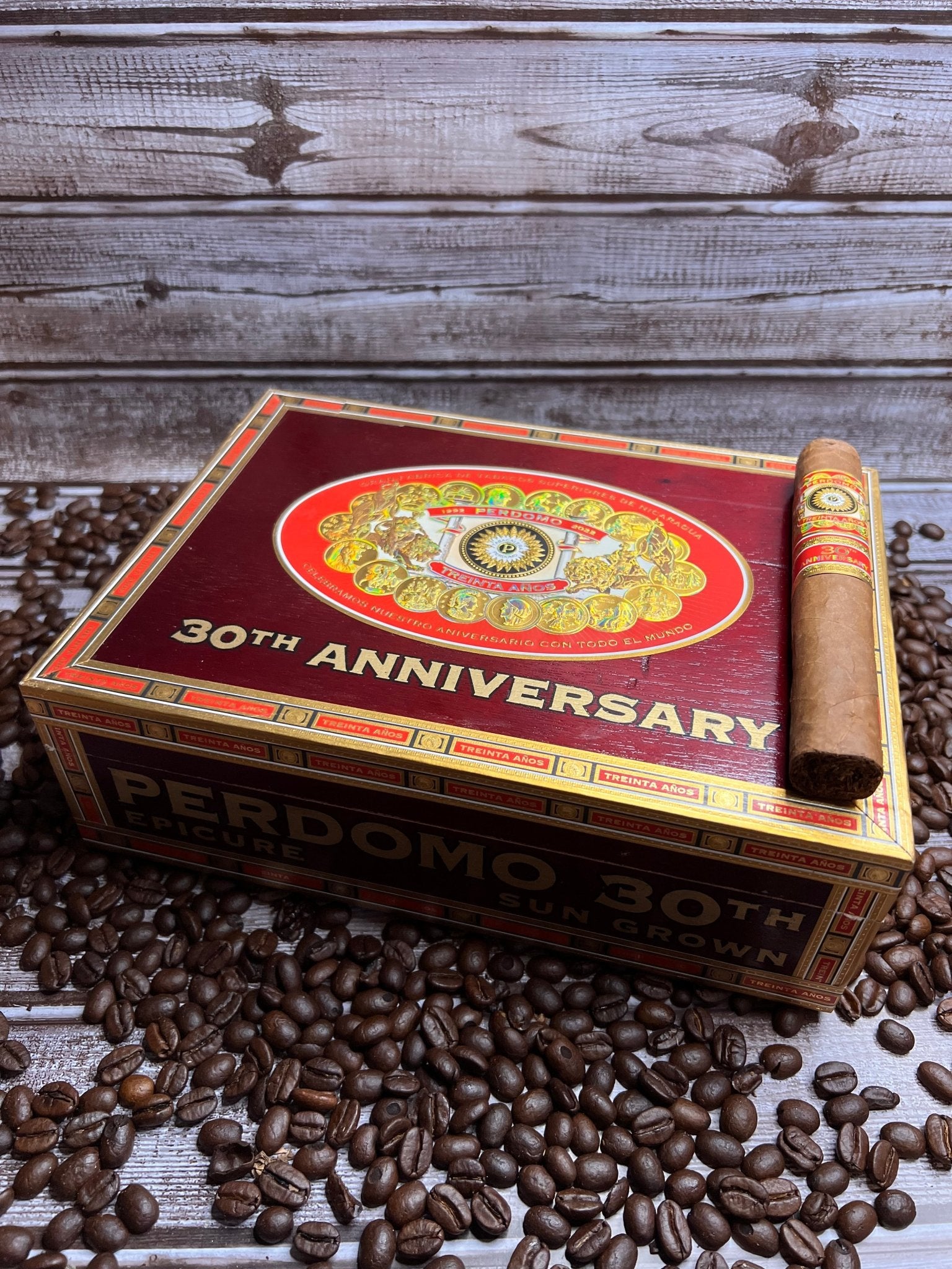 Perdomo 30th Anniversary Sungrown Epicure - Cigar 30