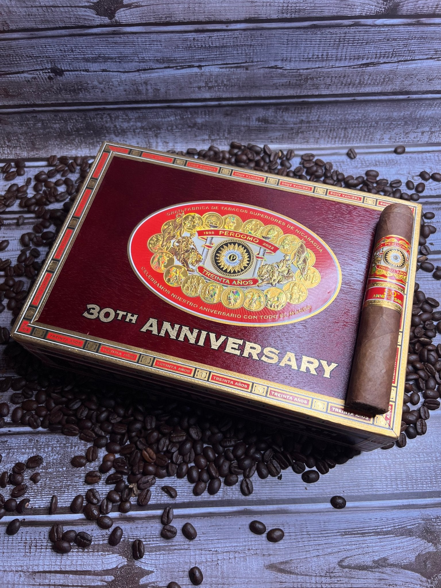 Perdomo 30th Anniversary Sungrown Gordo - Cigar 30
