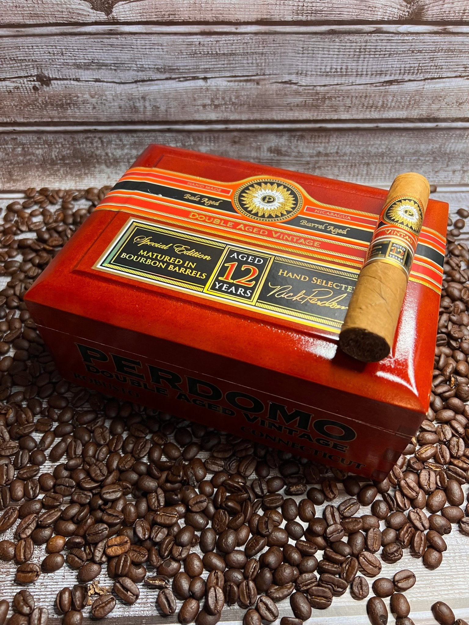 Perdomo Double Aged 12 Year Vintage Connecticut Robusto - Cigar 30