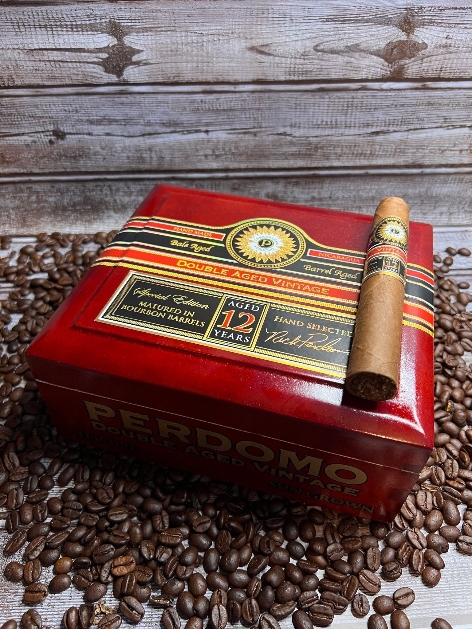 Perdomo Double Aged 12 Year Vintage Sungrown Epicure - Cigar 30
