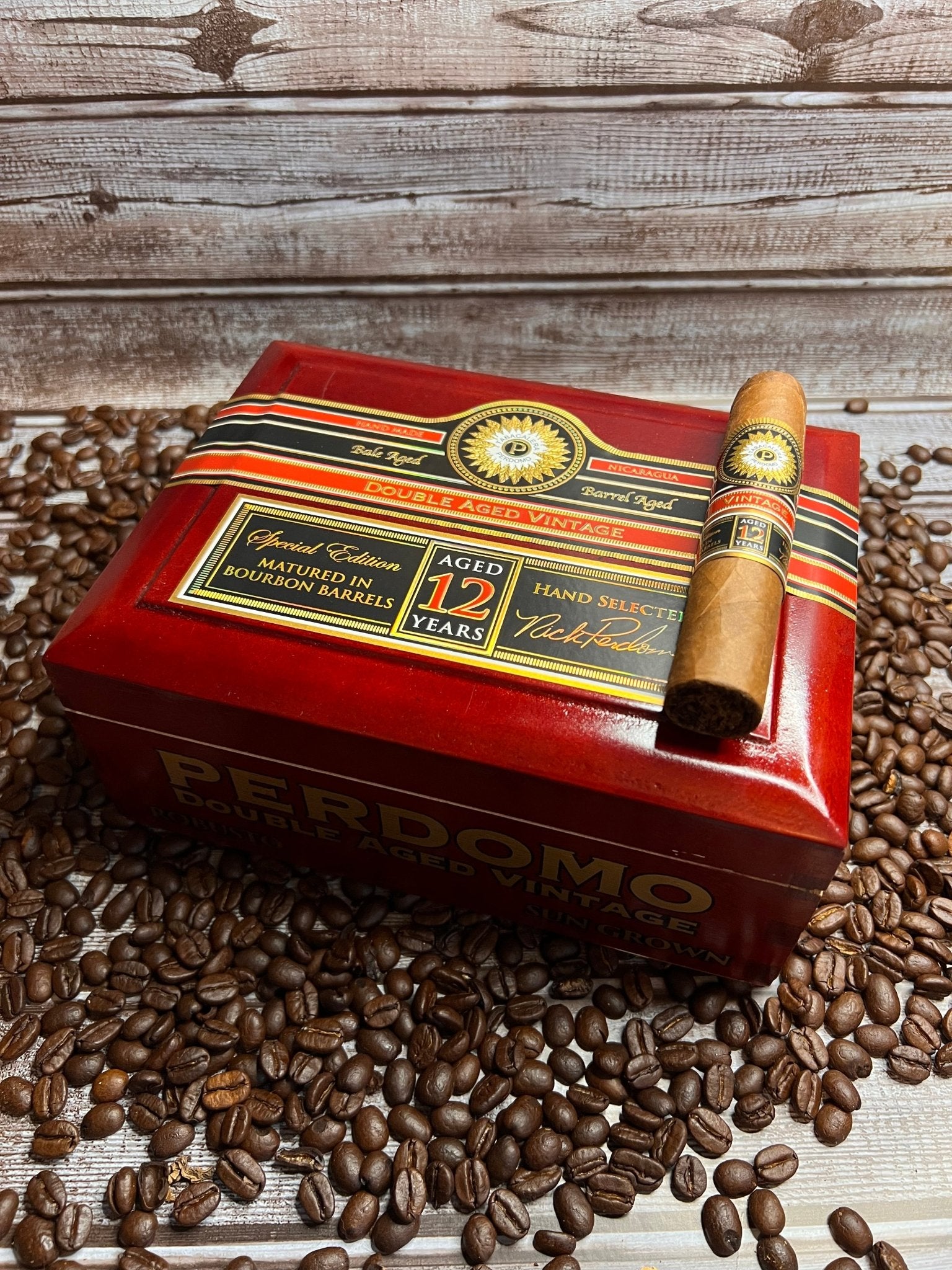 Perdomo Double Aged 12 Year Vintage Sungrown Robusto - Cigar 30