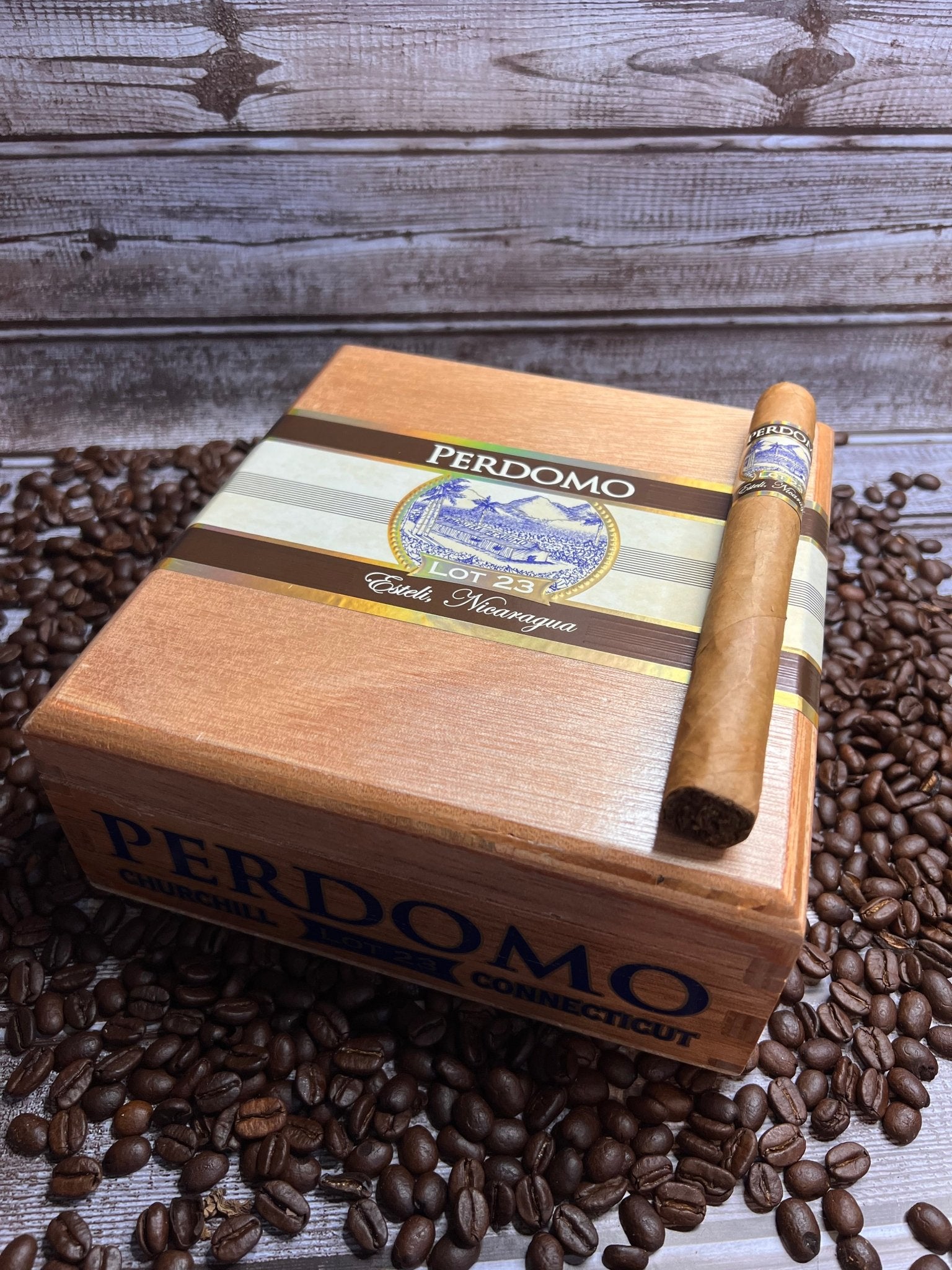 Perdomo Lot 23 Connecticut Churchill - Cigar 30