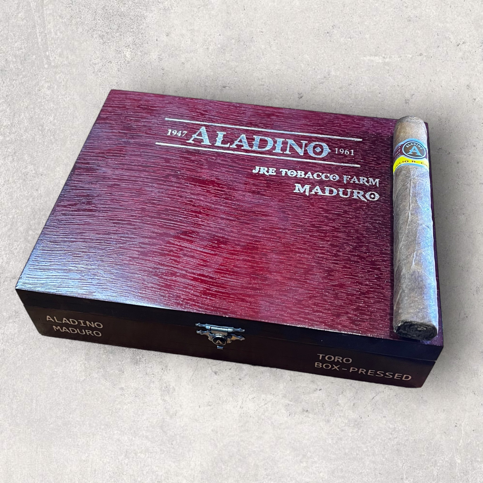Aladino Maduro Toro Box Press - Cigar 30