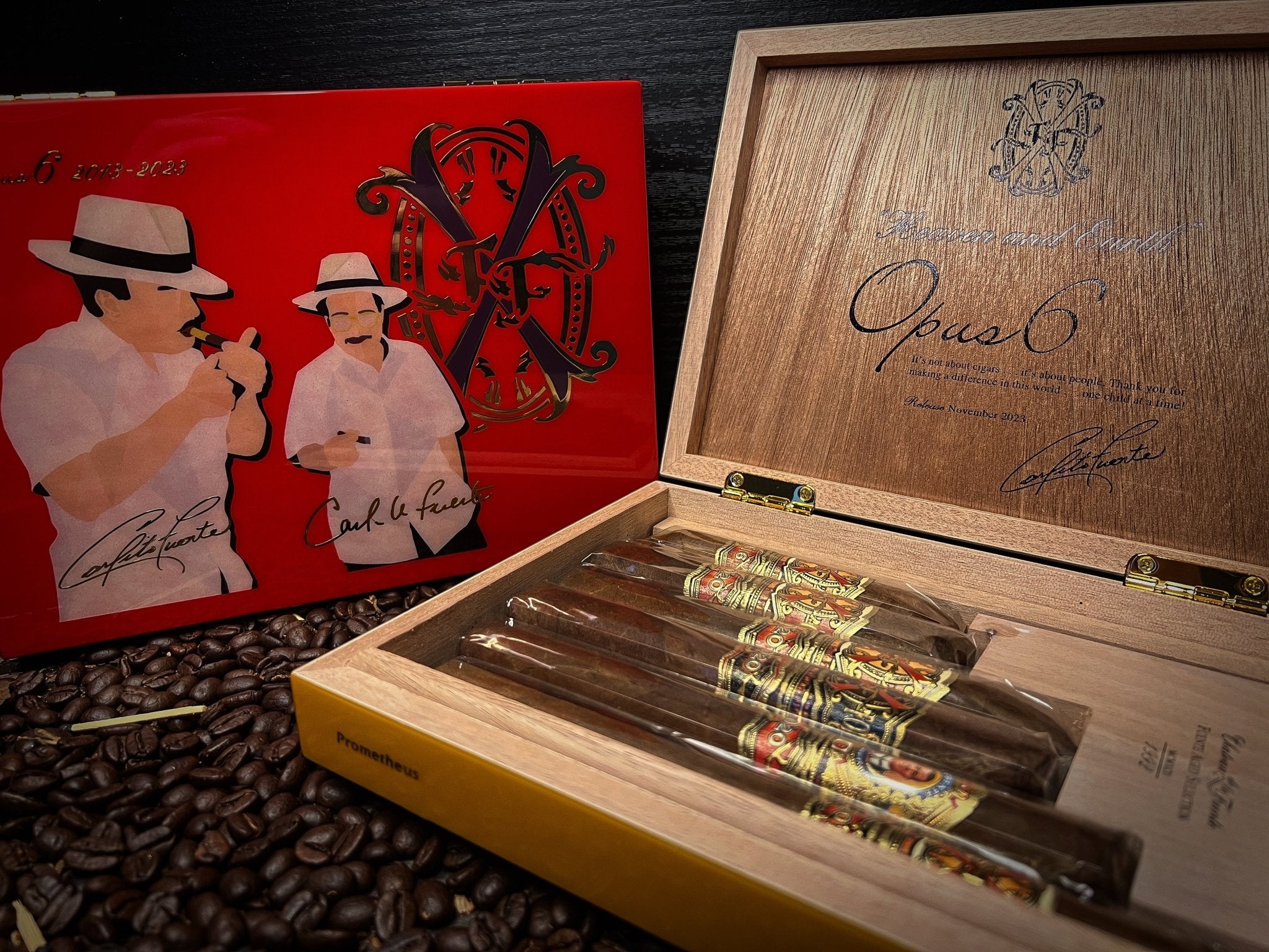 Arturo Fuente Opus 6 Sampler Red Travel Humidor - Cigar 30