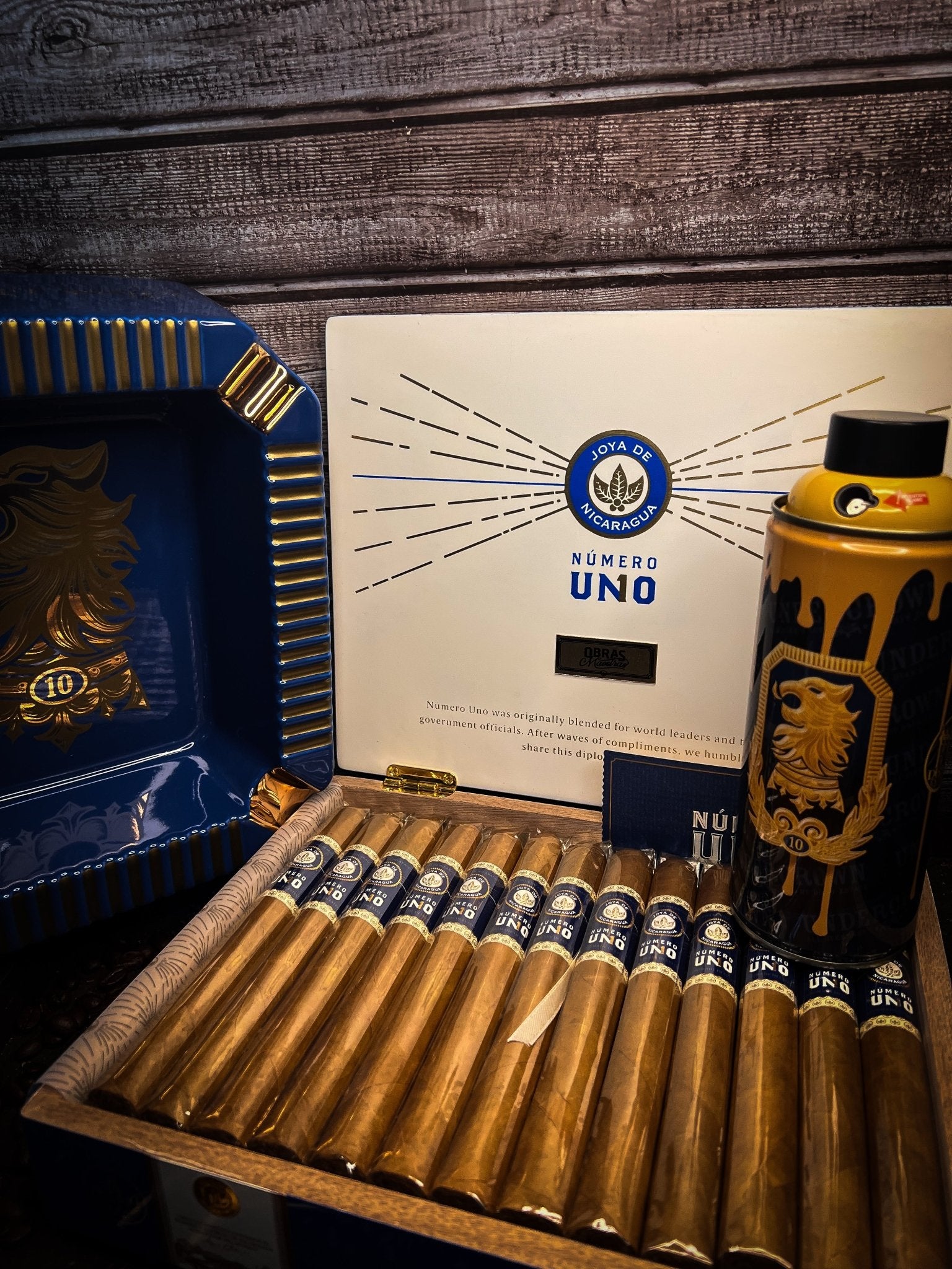 Box of Joya De Nicaragua Numero Uno Le Premier with Ashtray and Paint Can Torch - Cigar 30