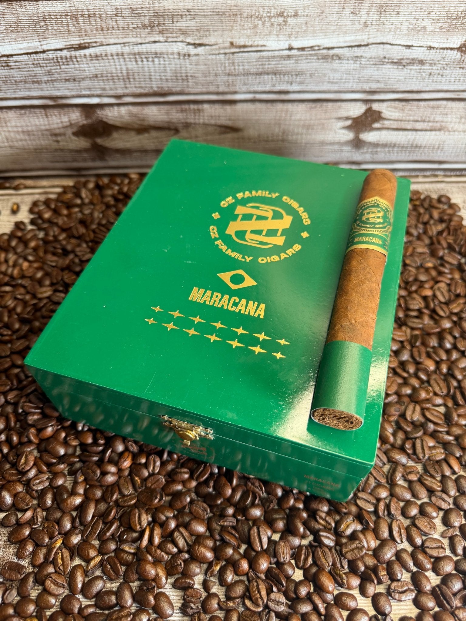 Crowned Heads Oz Family Cigar Maracana Toro - Cigar 30