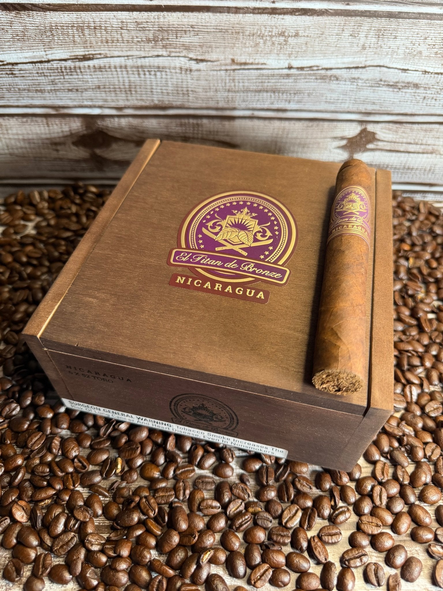 El Titan De Bronze Nicaragua Toro - Cigar 30