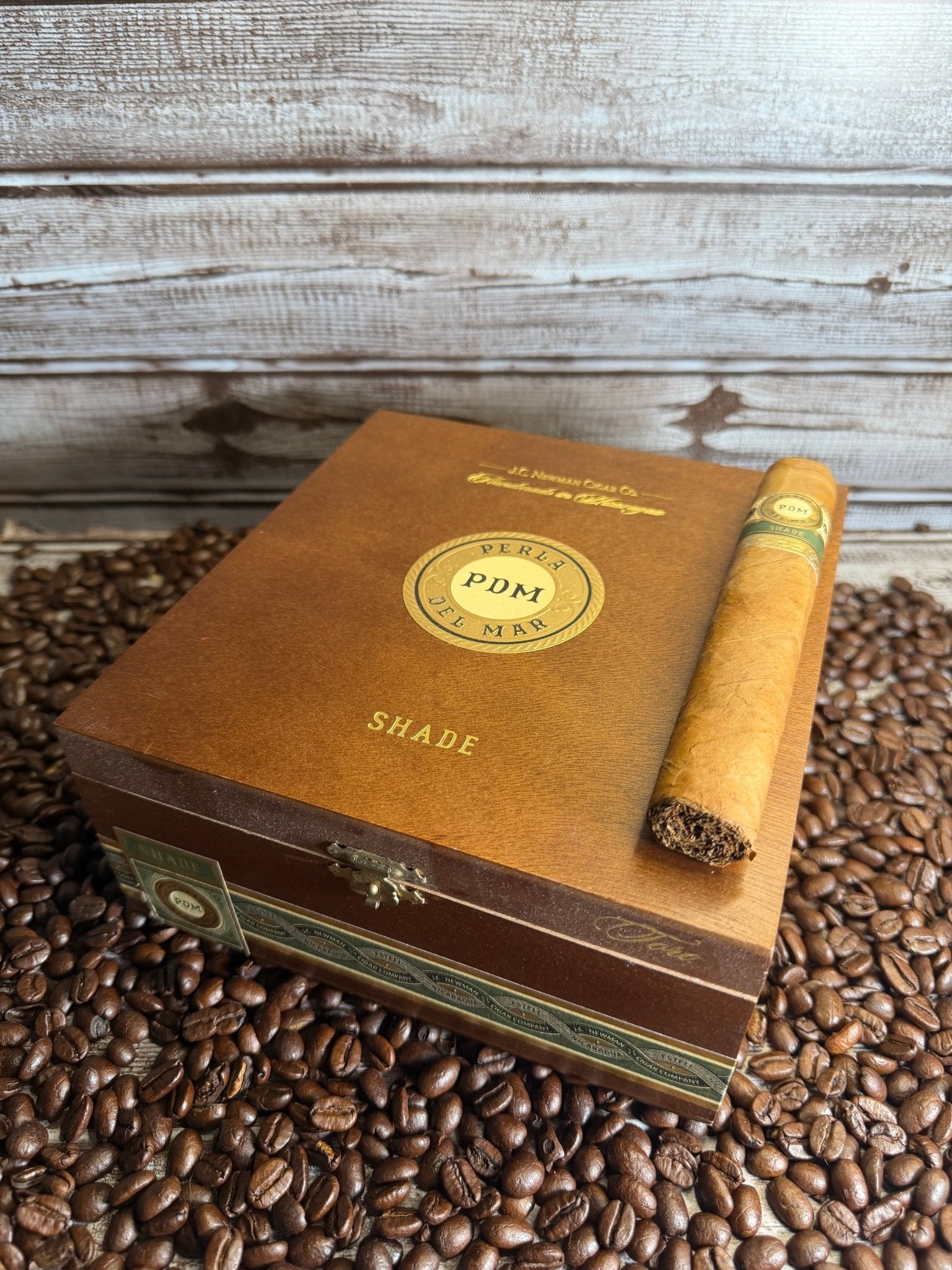 JC Newman Perla Del Mar Shade Toro - Cigar 30