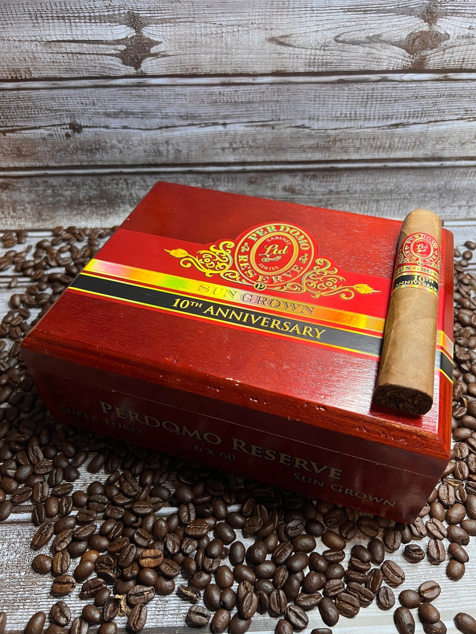 Perdomo 10th Anniversary Sungrown Super Toro - Cigar 30