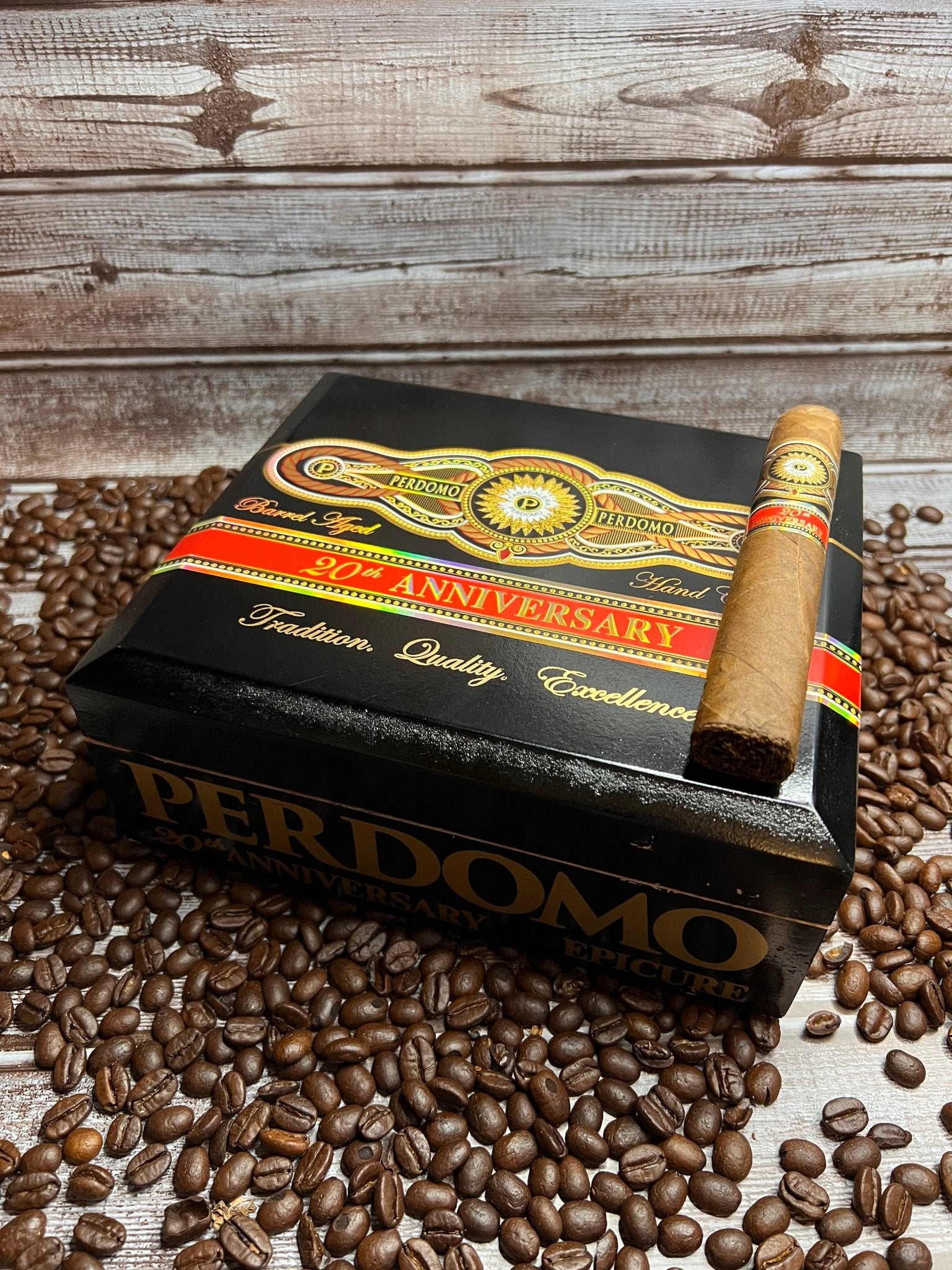 Perdomo 20th Anniversary Maduro Epicure - Cigar 30