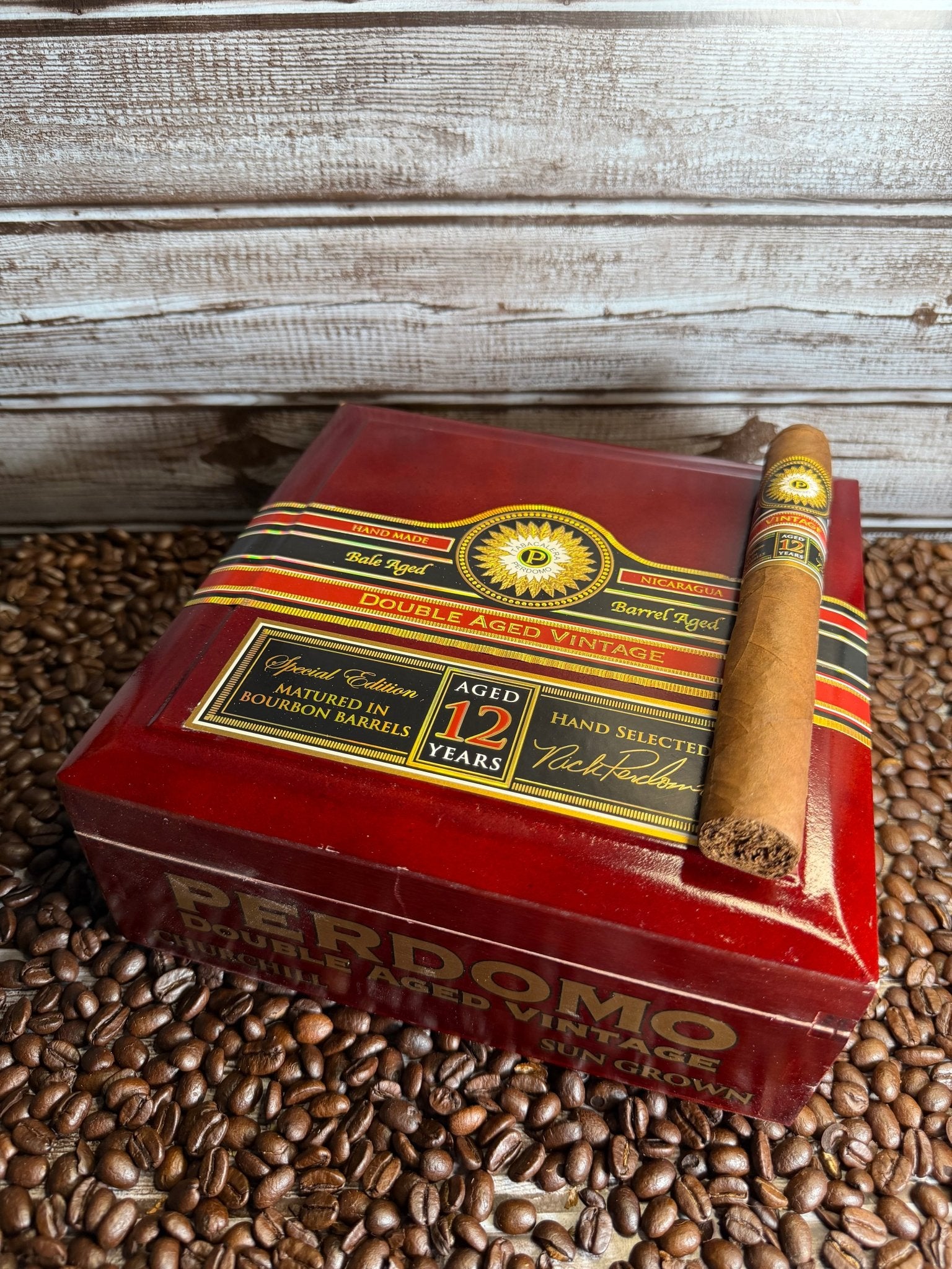 Perdomo Double Aged 12 Year Vintage Sungrown Churchill - Cigar 30