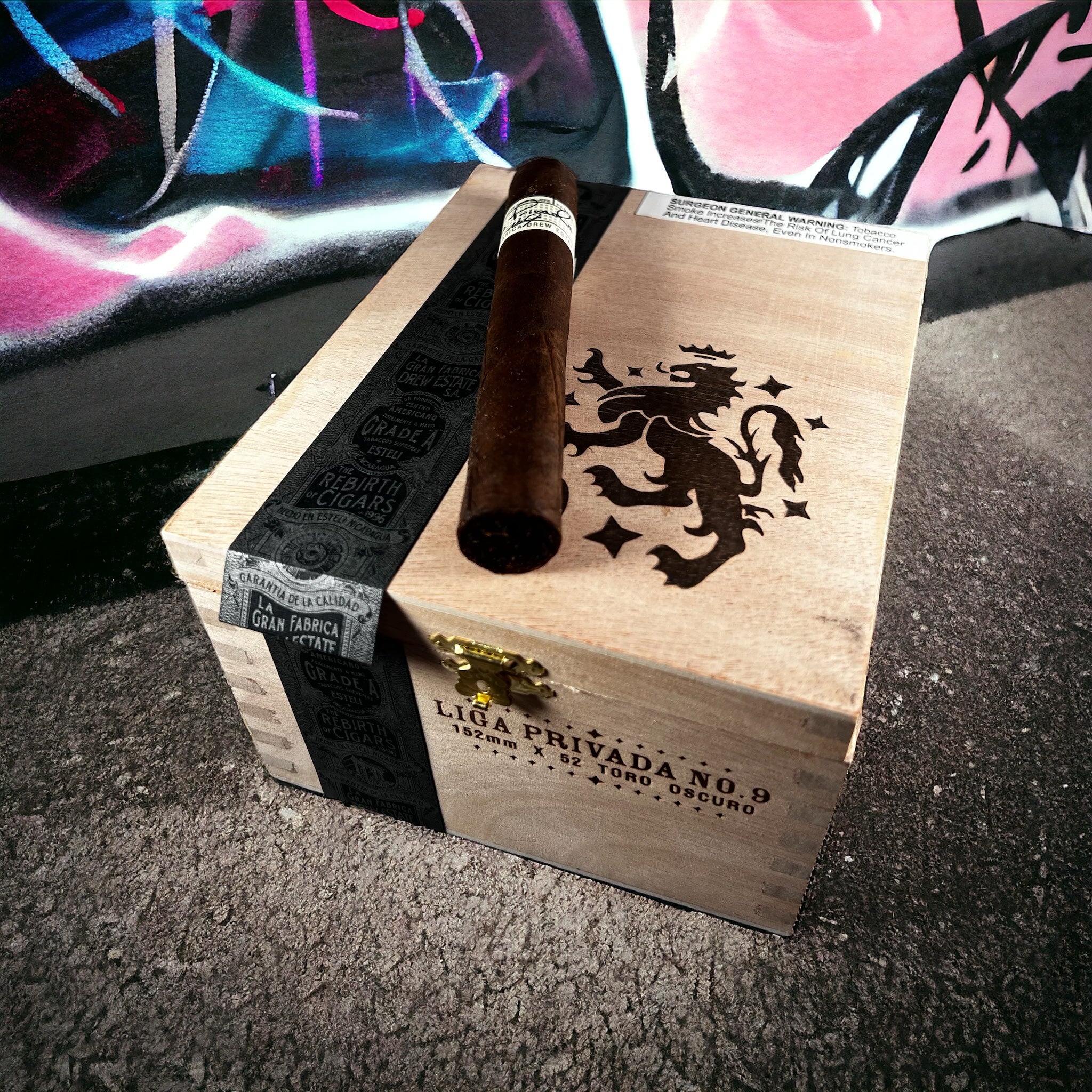 Drew Estate Liga Privada No. 9 Toro - Cigar 30